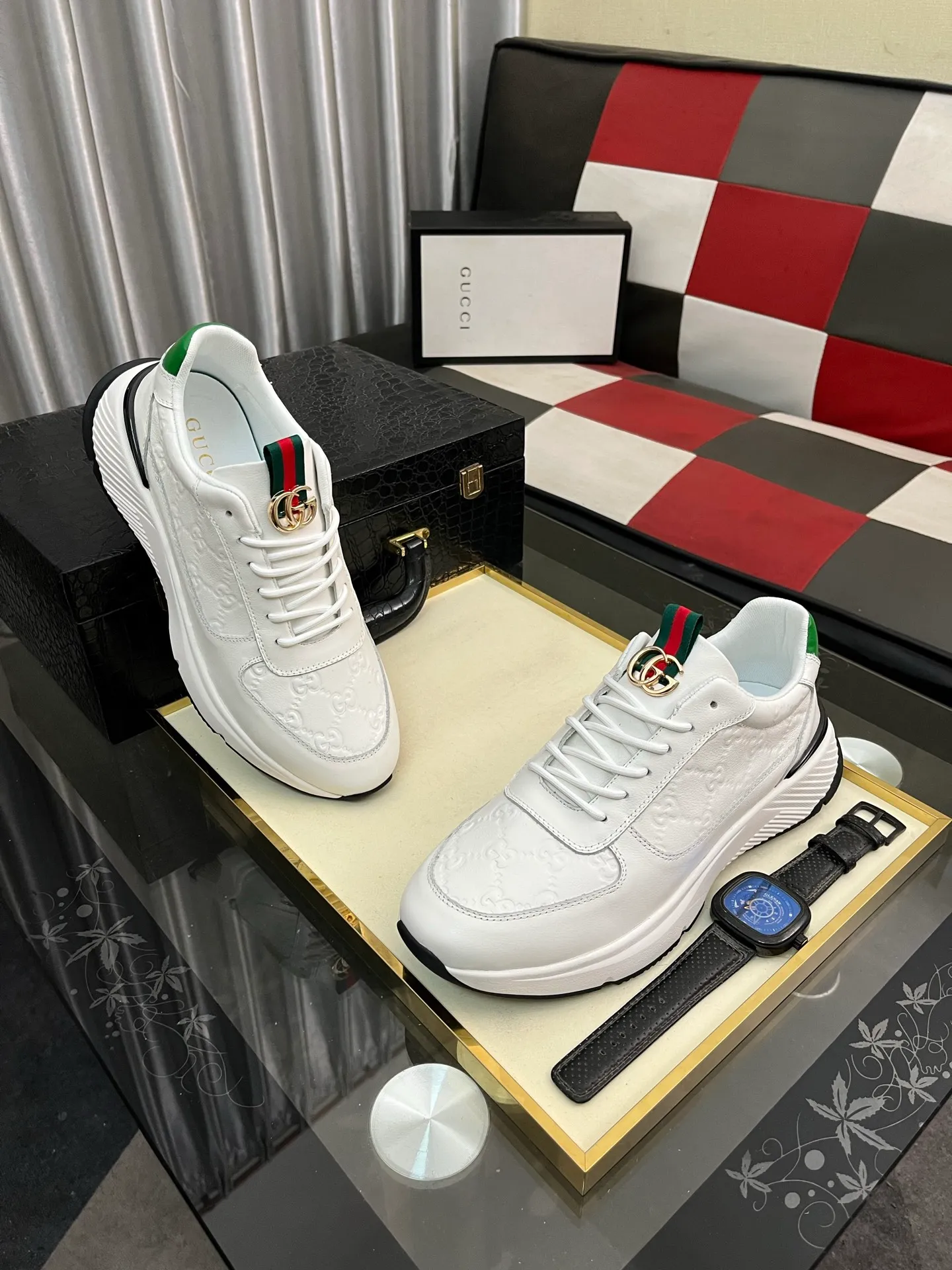 Men's shoes 💰458⌚️⌚️ (GUCCI) Gucci official website men's casual shoes synchronization style, the upper is made of cowhide with imported new brand elements Gucci, showing a good atmosphere, simple design and slip-on style, super versatile, 🐑 leather lining, air-cushion rubber outsole, size 38-442️⃣ colors available